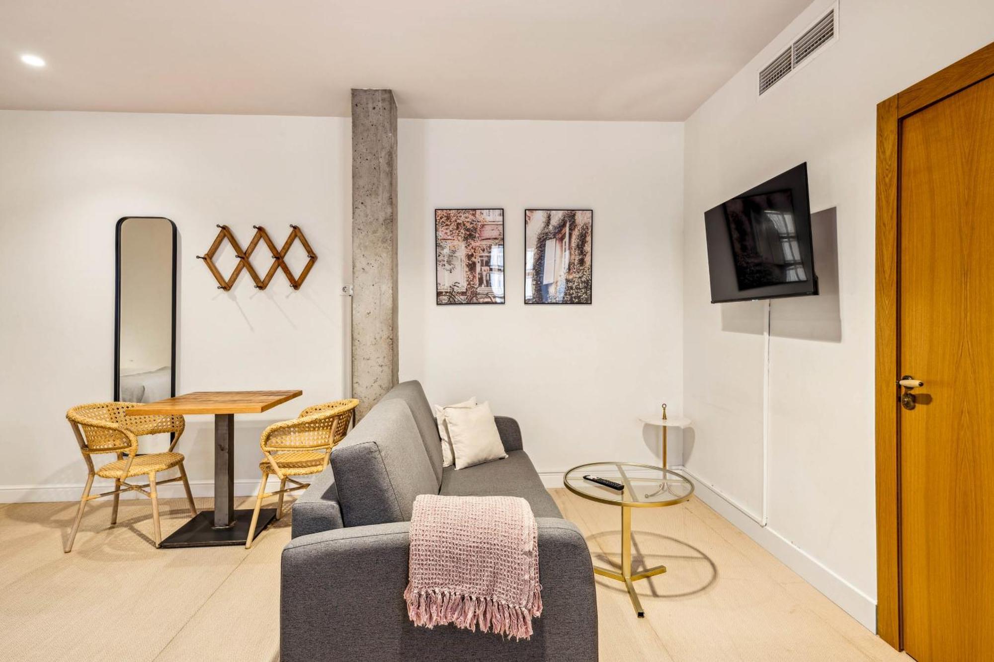 Limehome Cordoba Calle Pozanco Δωμάτιο φωτογραφία
