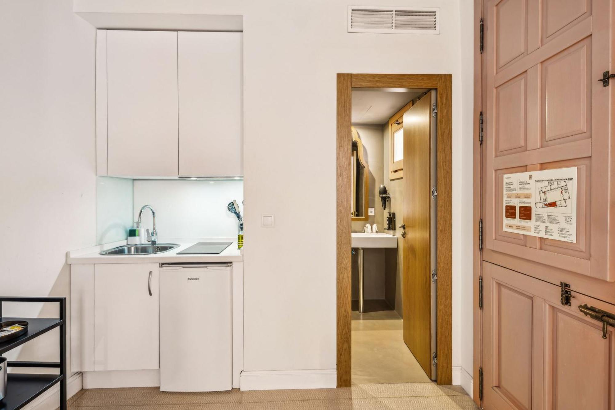 Limehome Cordoba Calle Pozanco Δωμάτιο φωτογραφία