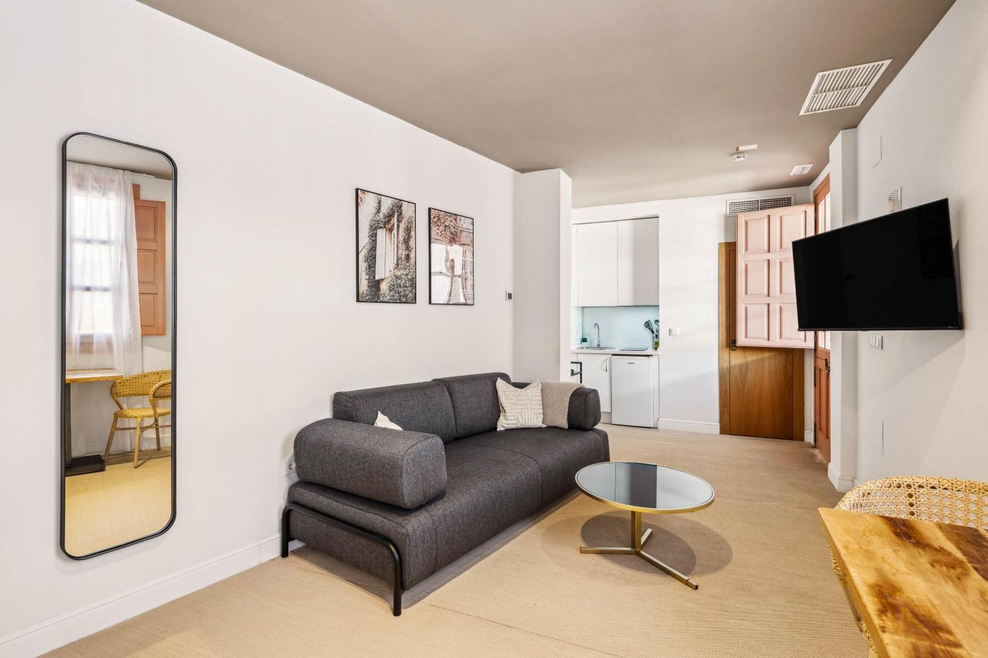 Limehome Cordoba Calle Pozanco Δωμάτιο φωτογραφία
